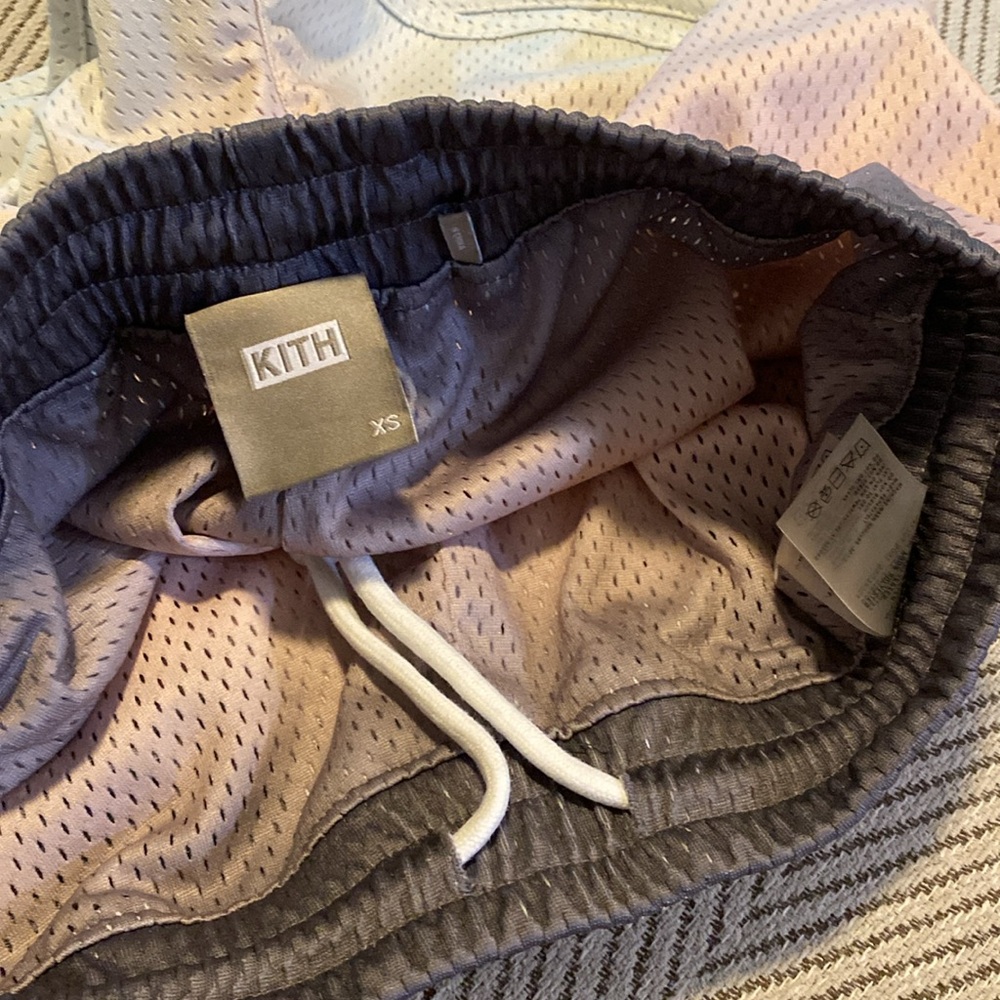 KITH Shorts - Picture 6 of 6